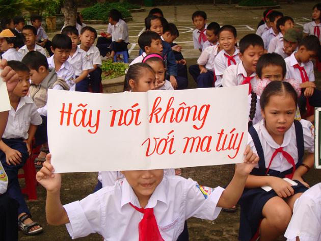 Đồng bộ h&oacute;a c&aacute;c giải ph&aacute;p, n&acirc;ng cao năng lực ph&ograve;ng, chống ma t&uacute;y trong trường học