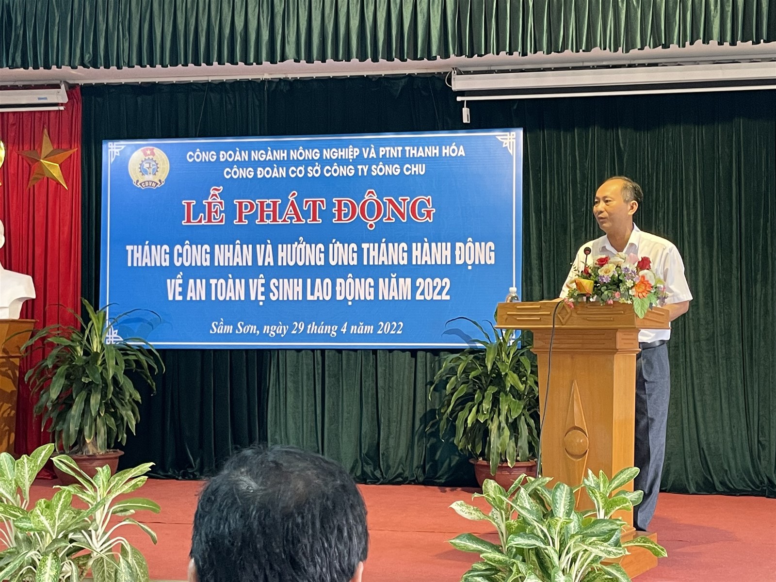 Lễ ph&aacute;t động hưởng ứng &ldquo; th&aacute;ng c&ocirc;ng nh&acirc;n&rdquo; v&agrave; &ldquo;th&aacute;ng h&agrave;nh động về an to&agrave;n vệ sinh lao động năm 2022&rdquo;