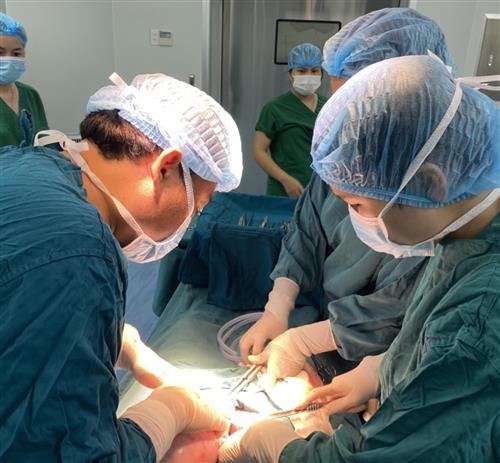 Bệnh viện 22-12 cứu sống bệnh nhân bị xuất huyết nặng do u xơ tử cung