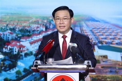 chu tich quoc hoi vuong dinh hue du hoi nghi cong bo quy hoach va xuc tien dau tu tinh ha tinh