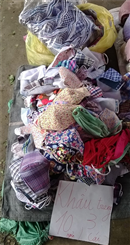 nguoi dung van uy thac suc khoe vao khau trang gia beo