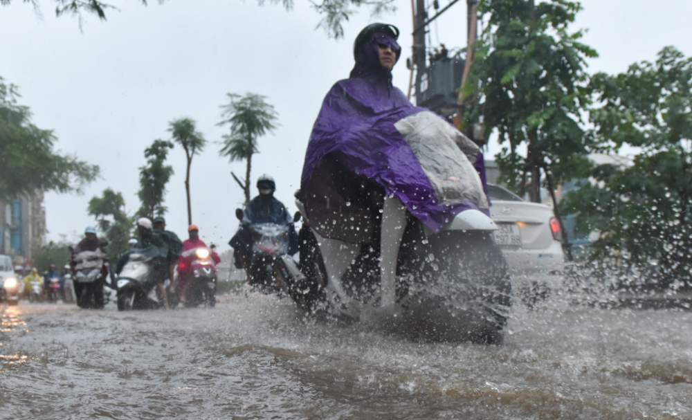 Dự b&aacute;o thời tiết ng&agrave;y 14/6: Miền Bắc ng&agrave;y nắng, chiều tối c&oacute; mưa