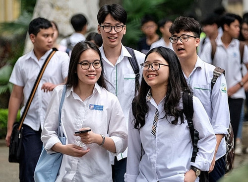 H&ocirc;m nay H&agrave; Nội ch&iacute;nh thức c&ocirc;ng bố điểm thi lớp 10