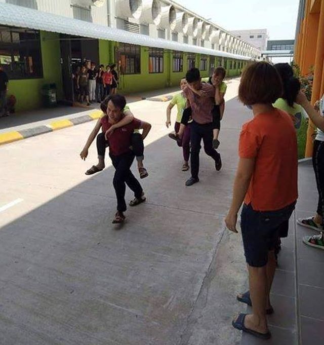 Hơn 70 c&ocirc;ng nh&acirc;n tại Ph&uacute; Thọ nhập viện nghi ngộ độc thực phẩm