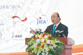 thu tuong khong dao dong so hai truoc thu thach cua tu nhien