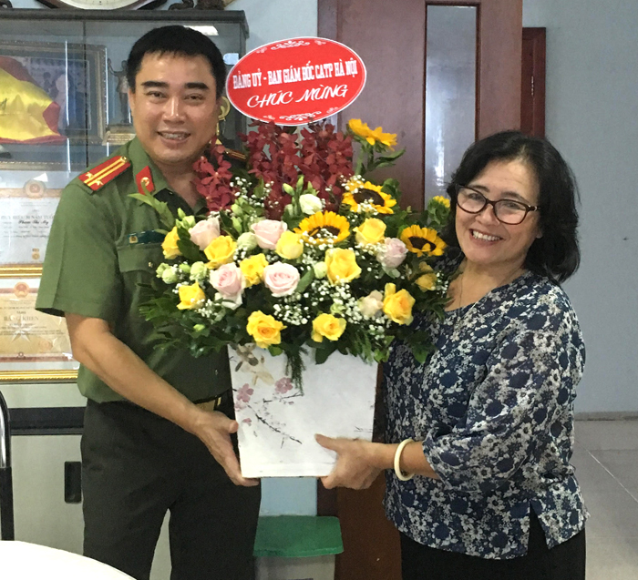 Tổng hội Y học Việt Nam c&ugrave;ng nhiều đơn vị ch&uacute;c mừng tạp ch&iacute; Sức khỏe v&agrave; M&ocirc;i trường nh&acirc;n Ng&agrave;y B&aacute;o ch&iacute; C&aacute;ch mạng Việt Nam (21/6)