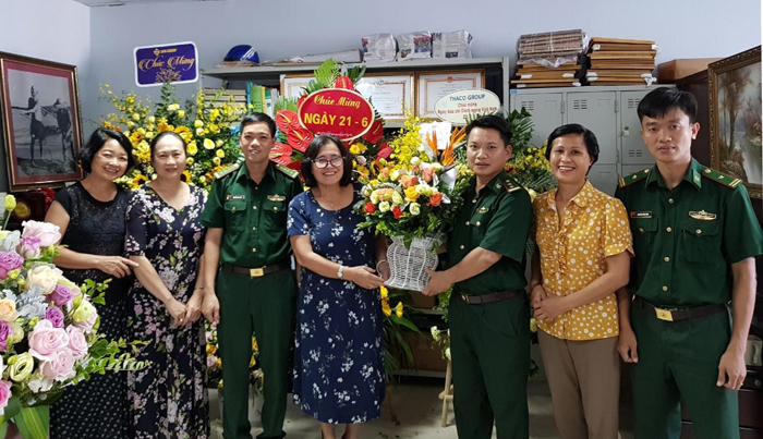 Tổng hội Y học Việt Nam c&ugrave;ng nhiều đơn vị ch&uacute;c mừng tạp ch&iacute; Sức khỏe v&agrave; M&ocirc;i trường nh&acirc;n Ng&agrave;y B&aacute;o ch&iacute; C&aacute;ch mạng Việt Nam (21/6)