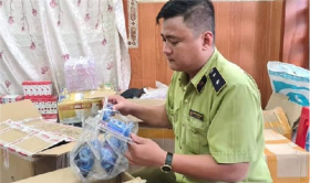 dong nai thu giu gan 4200 san pham kich duc nam nu