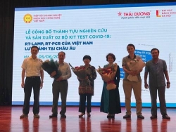 hai bo kit test covid 19 made in viet nam duoc phep luu hanh tai chau au