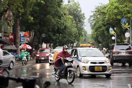 Bắc Bộ, Thanh Hoá, Nghệ An tiếp tục mưa dông về chiều tối và đêm