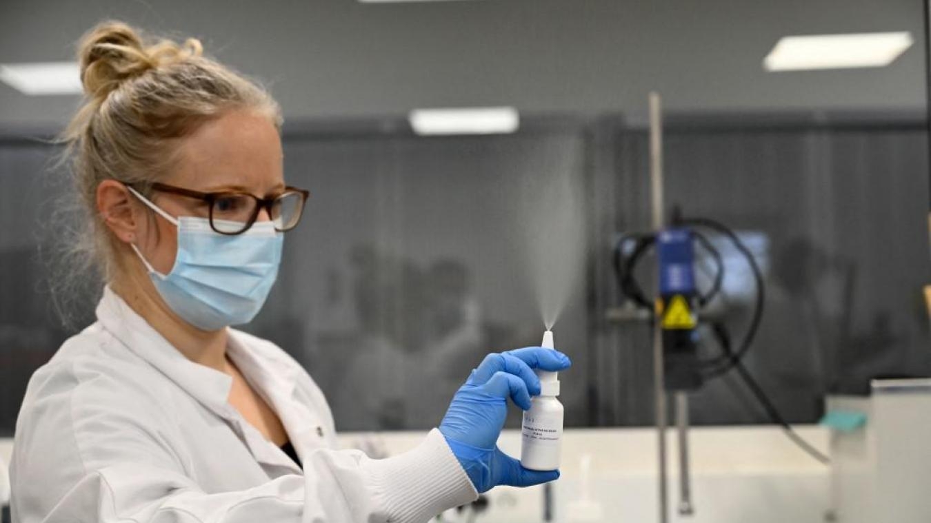 Nga phát triển vaccine dạng xịt dùng cho trẻ em