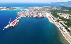 khanh hoa thuc hien muc tieu kep trong tinh hinh moi phong chong dich covid 19