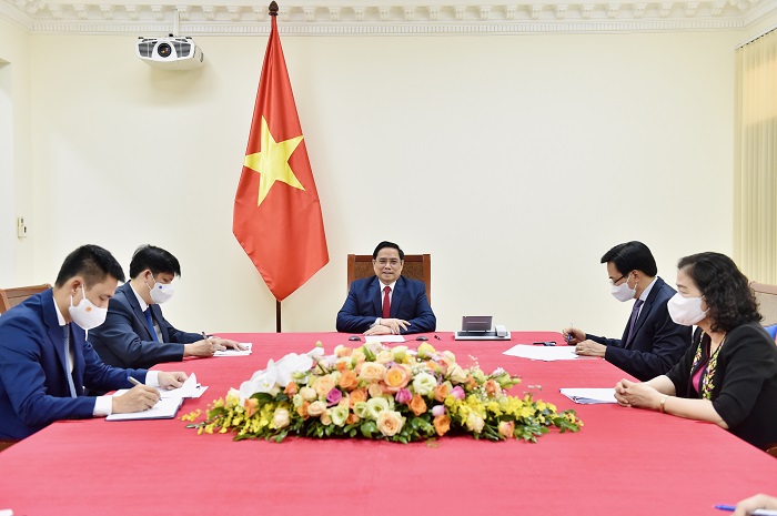 Thủ tướng đề nghị WHO hỗ trợ Việt Nam trở thành trung tâm sản xuất vaccine
