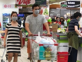 nhieu co so kinh doanh dich vu tai vinh phuc hoat dong tro lai sau gan 2 thang dong cua