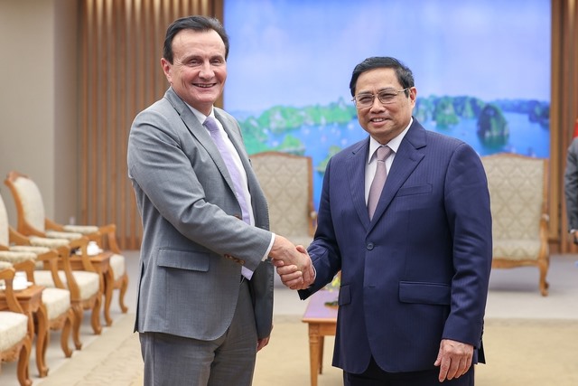 Thủ tướng Chính phủ hoan nghênh AstraZenca đầu tư 90 triệu USD sản xuất dược phẩm tại Việt Nam
