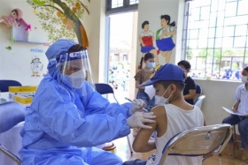 hang chuc nghin lieu vaccine covid 19 tai dien bien sap phai huy vi het han