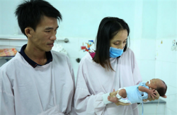 co giao tieu hoc tu choi hoa tri ung thu da day de danh su song cho con trai