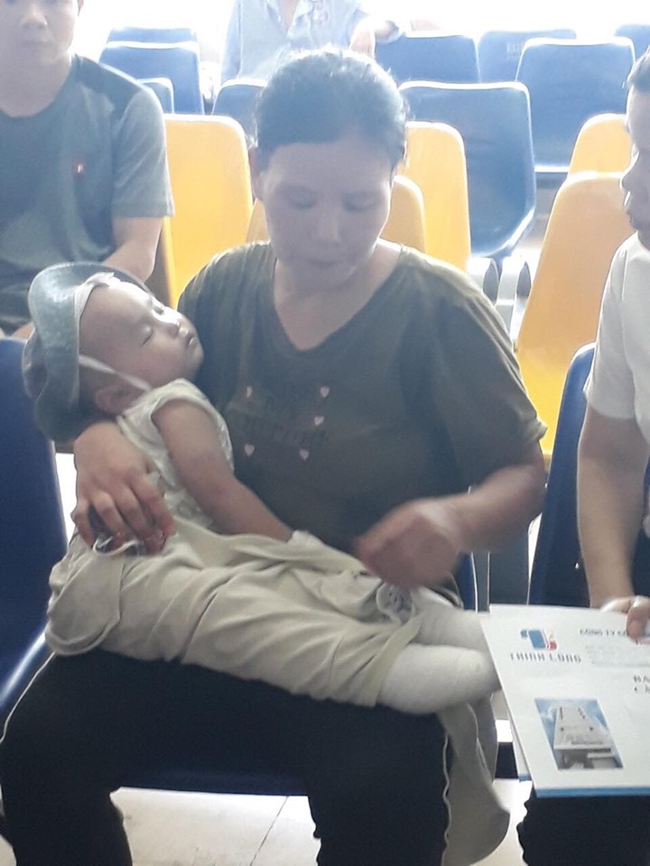 Lời kêu cứu của cháu bé mồ côi mắc bệnh ung thư xương giai đoạn cuối