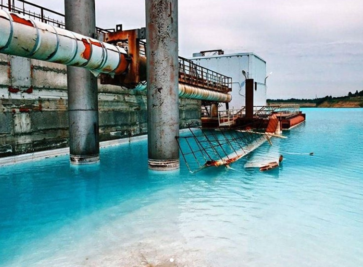 Giới trẻ đổ xô đi “sống ảo” tại … hồ chất thải độc hại