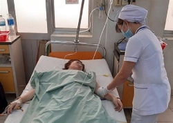 khanh hoa cuu song benh nhan ngoai kieu bi da chan thuong nang