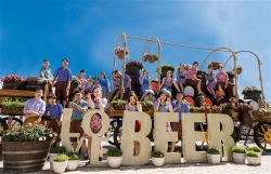 say men bia duc chinh hieu tai oktoberfest phien ban ba na