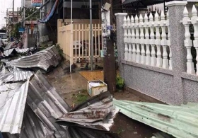 an giang hon 600 can nha bi sap va toc mai trong con mua giong lon