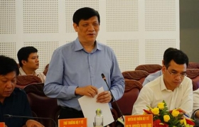 quyen bo truong bo y te lam viec voi cac tinh tay nguyen de ngan dich bach hau