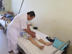 benh nhan co nguy co tu vong do bi nhiem trung nang vi dap la thuoc