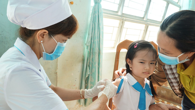 Cục trưởng Y tế dự phòng: Đồng bộ giải pháp phòng chống dịch bạch hầu