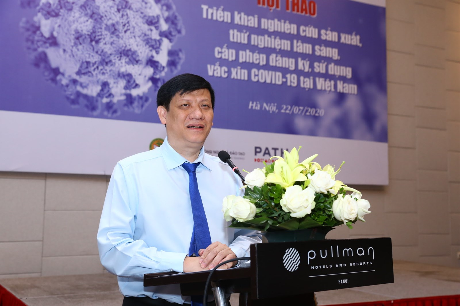 Việt Nam đang hoàn thiện thử nghiệm lâm sàng, cấp phép đăng ký, sử dụng vắc xin COVID-19