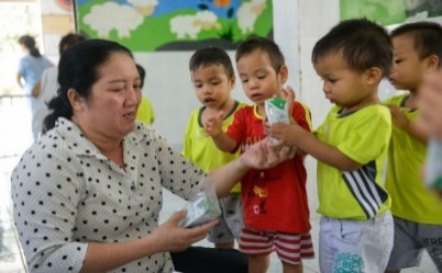 Quỹ sữa vươn cao Việt Nam và Vinamilk tiếp tục hành trình kết nối yêu thương tại TP.HCM