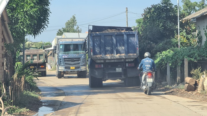 Nỗi lo ô nhiễm môi trường tại mỏ đất Đồng Lụa