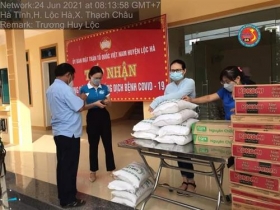 hoi lai xe 38 ha tinh lan toa nhung tam long nhan ai mua dich