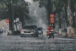 chieu toi 287 bac bo co mua rao va dong nhieu noi