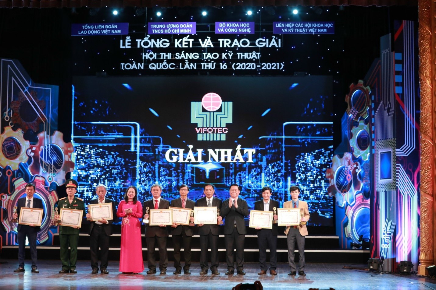 Lan tỏa mạnh mẽ phong trào sáng tạo khoa học kỹ thuật toàn quốc