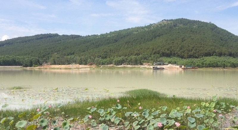 Dự án nạo vét hồ Khe Sanh tại Thanh Hóa: Nguy cơ ô nhiễm môi trường, thất thoát tài nguyên khoáng sản