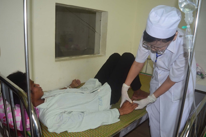 Bệnh nh&amp;amp;acirc;n đang được theo d&amp;amp;otilde;i tại BV Đa khoa Quảng Ng&amp;amp;atilde;i. Ảnh: Thanh Ni&amp;amp;ecirc;n