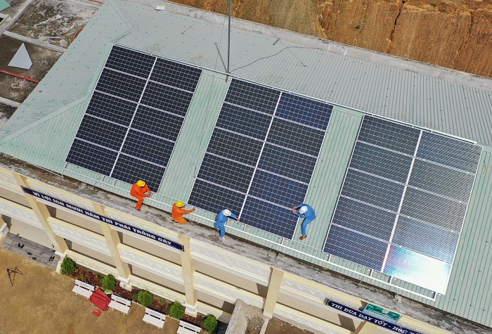 Miền Trung-T&acirc;y Nguy&ecirc;n c&oacute; hơn 8.700 dự &aacute;n điện mặt trời m&aacute;i nh&agrave;