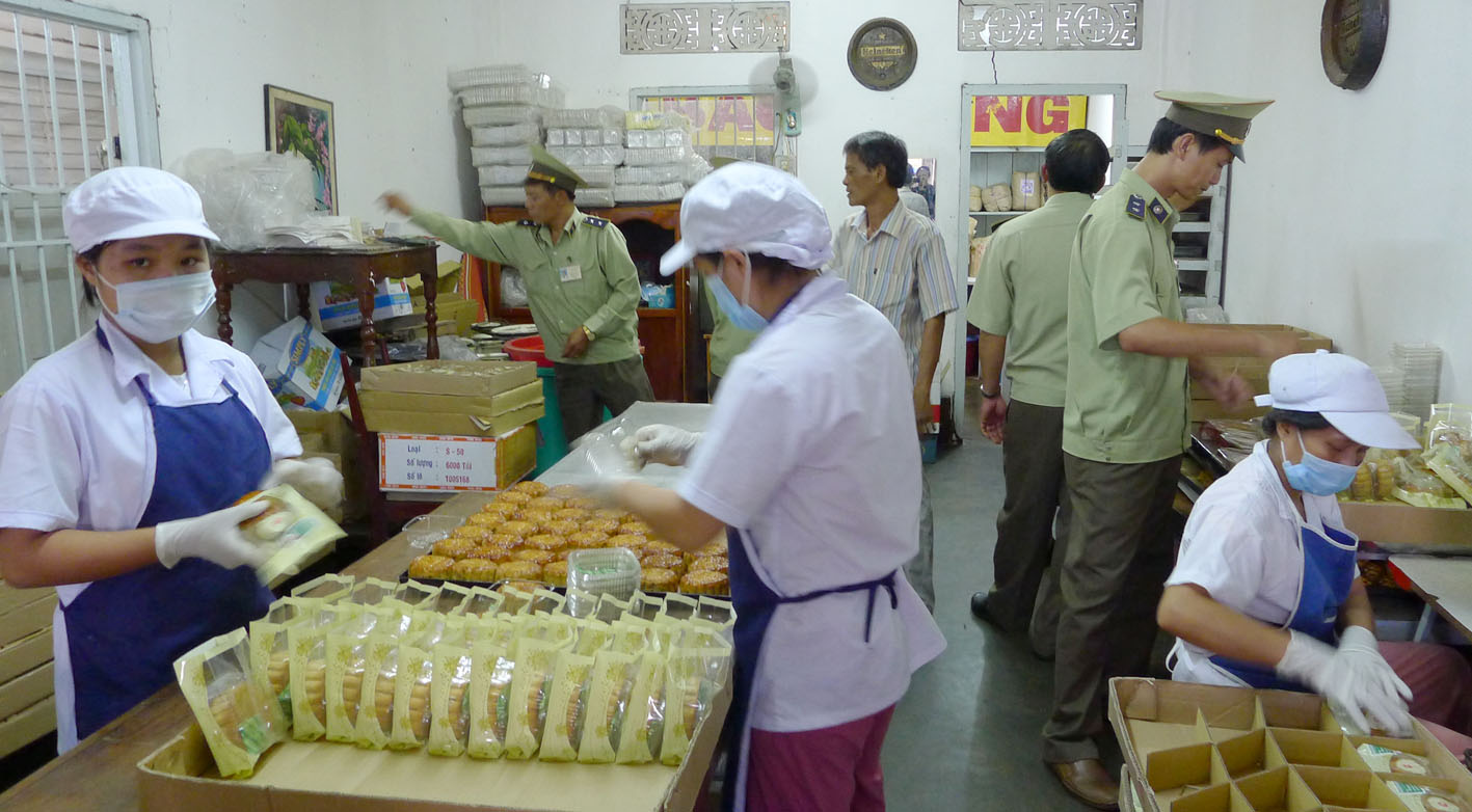 Tăng cường công tác kiểm tra, đảm bảo an toàn vệ sinh thực phẩm