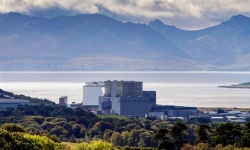 nha may dien hat nhan o scotland ngung hoat dong sau su co lo phan ung