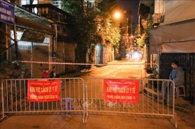 danh sach 8 sieu thi va 15 cua hang vinmart tren dia ban ha noi phai ra soat lien quan f0