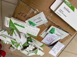 dung de tien mat tat mang khi mua kit test nhanh qua mang