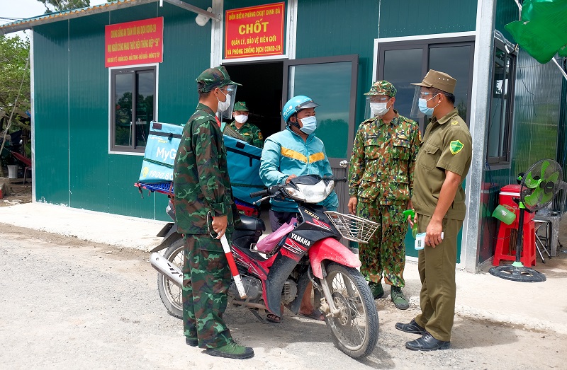 Đồng Th&aacute;p siết chặt bi&ecirc;n giới, giữ sạch nội địa