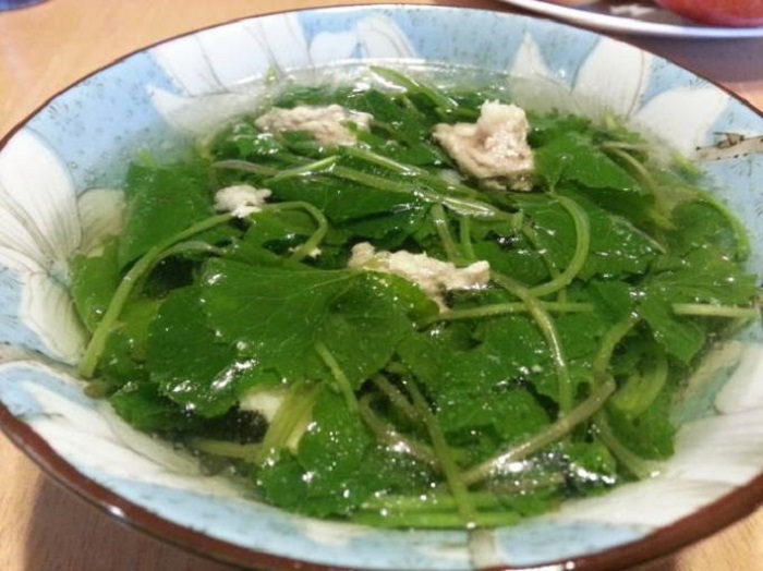 Bài thuốc và món ăn bổ huyết giải nhiệt cho trẻ bị Covid-19