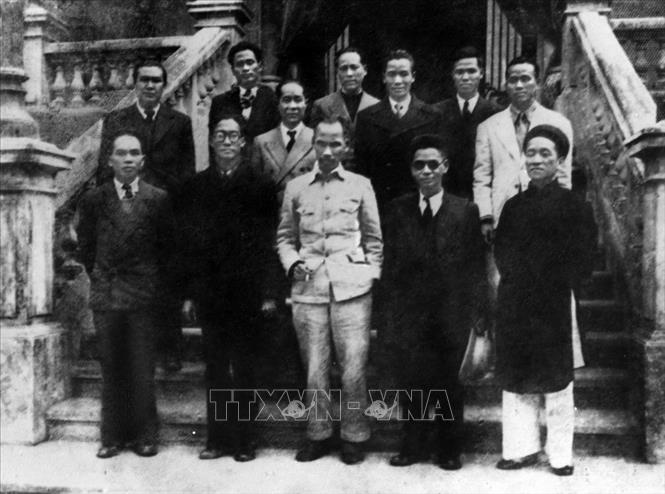 76 năm Cách mạng tháng Tám (19/8/1945-19/8/2021): Chủ tịch Hồ Chí Minh với Cách mạng tháng Tám