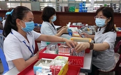 bo y te thanh lap 4 doan kiem tra viec cung ung su dung thuoc va vat tu y te