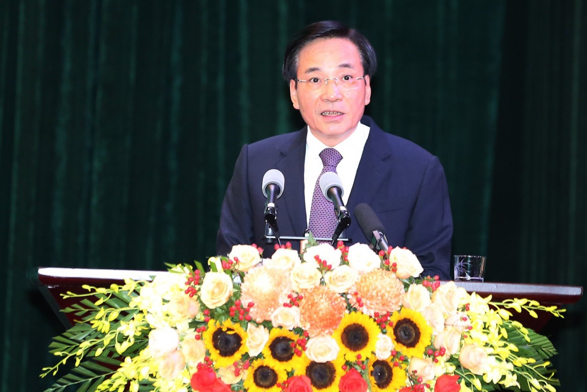 Thủ tướng Phạm Minh Ch&iacute;nh chủ tr&igrave; Hội nghị triển khai&nbsp;Nghị quyết số 11-NQ/TW của Bộ Ch&iacute;nh trị tại tỉnh L&agrave;o Cai