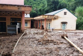 thanh hoa 700 hoc sinh lo ngay khai giang do anh huong cua mua lu