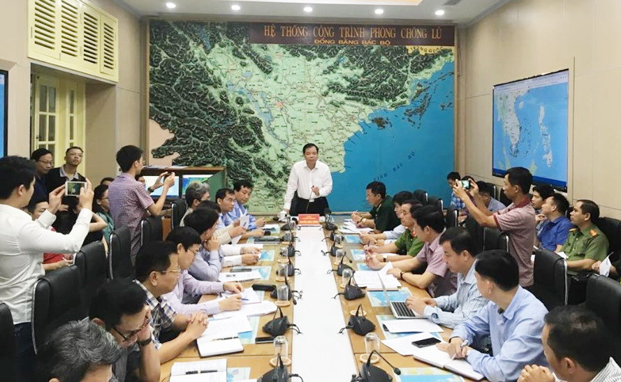Chủ động đối ph&oacute; với diễn biến phức tạp của hai ATNĐ
