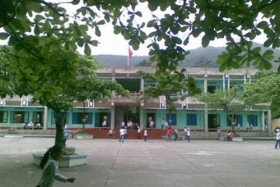 quang ninh nam sinh no dua cung ban hoc tu vong vi vap nga gay dot song co